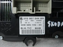 Skoda Superb B6 (3T) Panel klimatyzacji 