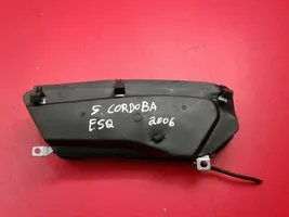 Seat Cordoba (6L) Poduszka powietrzna Airbag fotela 