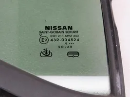 Nissan Navara Vitre de fenêtre porte arrière 