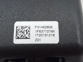 Volvo XC40 Pas bezpieczeństwa fotela przedniego 