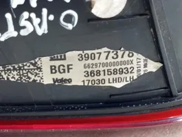 Opel Astra K Lampy tylnej klapy bagażnika 