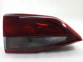 Opel Astra K Lampy tylnej klapy bagażnika 