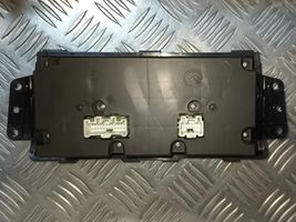 Mazda 6 Console centrale, commande chauffage/clim GAM7611908