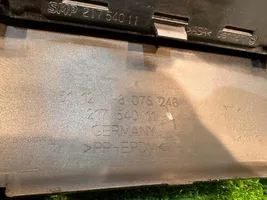 BMW 8 G15 Rivestimento della parte inferiore del paraurti posteriore 