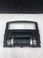 Mitsubishi Pajero Radio/CD/DVD/GPS-pääyksikkö 8002A256XA