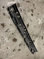 BMW 5 G30 G31 Support de montage de pare-chocs avant 7359788