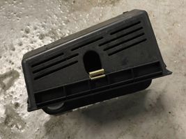 BMW 3 E36 Console centrale, garniture d'allume-cigare/cendrier 1977231