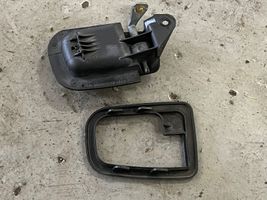 BMW 3 E36 Poignée inférieure de porte avant 51211977539