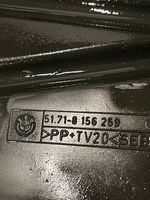 BMW 3 E36 Osłona pod zderzak przedni / Absorber 51718156259