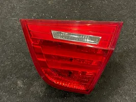 BMW 3 E90 E91 Tailgate rear/tail lights 7154156