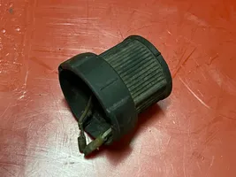 BMW 3 E36 Cache-poussière de phare avant 133368