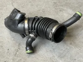 BMW 7 G11 G12 Tuyau d'admission d'air turbo 7643302