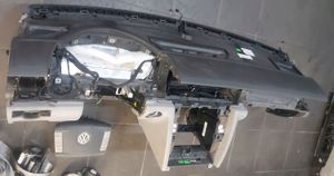 Volkswagen Phaeton Airbag set with panel 