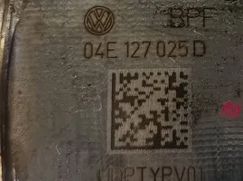 Volkswagen Beetle A5 Pompa ad alta pressione dell’impianto di iniezione 04E127025D