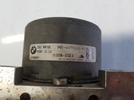 BMW i3 ABS-pumppu 6877112