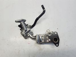 Toyota Yaris XP210 Valvola di raffreddamento EGR 25680-15010