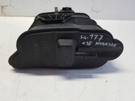 Mercedes-Benz A W177 Cartouche de vapeur de carburant pour filtre à charbon actif A2820900000