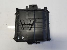 Mercedes-Benz A W177 Cartouche de vapeur de carburant pour filtre à charbon actif A2820900000