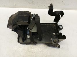 Volvo XC40 Vassoio scatola della batteria 32132921