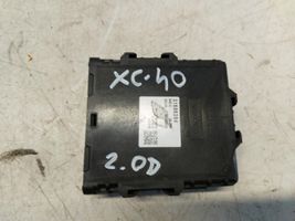 Volvo XC40 Pavarų dėžės valdymo blokas 31686384
