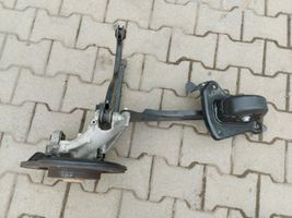 Volvo XC40 Set del kit di montaggio della sospensione posteriore 32246251