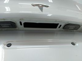 Tesla Model 3 Takaluukun/tavaratilan kansi 9262887125