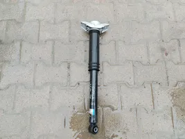 Nissan Qashqai J12 Ammortizzatore posteriore 562106UM3A