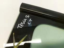 Tesla Model 3 Heckfenster Heckscheibe 