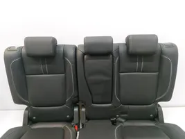 Mitsubishi Outlander Fotele / Kanapa / Komplet 
