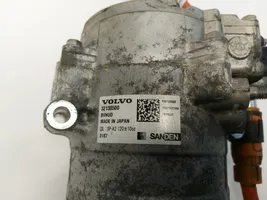 Volvo XC40 Compressore aria condizionata (A/C) (pompa) 32130500