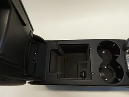 Porsche Macan Center console 