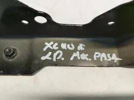 Volvo XC40 Rivestimento della modanatura della chiusura del vano motore/cofano 