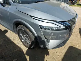 Nissan Qashqai J12 Błotnik przedni 