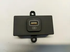 KIA Sorento IV USB-pistokeliitin 96125-p2600