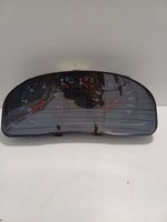 Volkswagen PASSAT B5.5 Spidometrs (instrumentu panelī) 3B0919881N