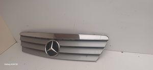 Mercedes-Benz A W168 Grille calandre supérieure de pare-chocs avant 688800083