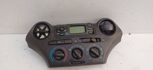 Toyota Yaris Radio/CD/DVD/GPS-pääyksikkö 8611052021B0