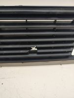 Volkswagen Jetta II Front grill 165853653