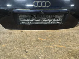 Audi A4 S4 B5 8D Aizmugurējais pārsegs (bagāžnieks) 