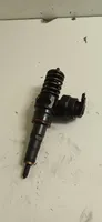 Volkswagen PASSAT B5 Injecteur de carburant 038130073F