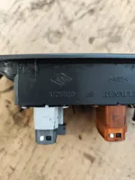 Renault Scenic II -  Grand scenic II Electric window control switch 025330