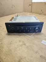 Renault Megane II Radio/CD/DVD/GPS head unit 8200256141