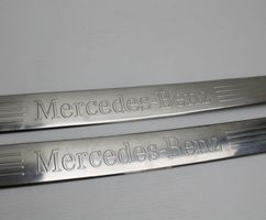 Mercedes-Benz GLE (W166 - C292) Set di rifiniture davanzale (interno) A1666860436