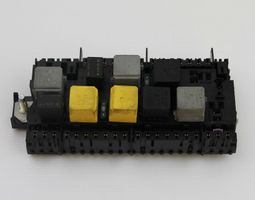 Mercedes-Benz GL X166 Fuse module A1669063801