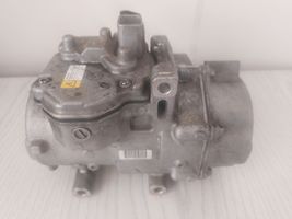 Toyota RAV 4 (XA40) Compressore aria condizionata (A/C) (pompa) 0422000533