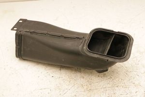 BMW 5 G30 G31 Oro paėmimo kanalo detalė (-ės) 7643299