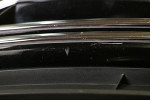 Volkswagen Tiguan Grille calandre supérieure de pare-chocs avant 5N0853653E