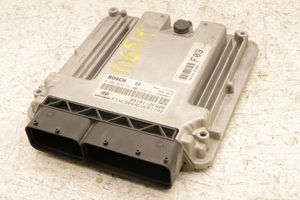 Hyundai Santa Fe Calculateur moteur ECU 0281019751