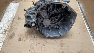 Nissan Qashqai+2 Mechaninė 6 pavarų dėžė 31377JG20A