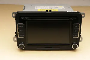 Volkswagen Tiguan Radija/ CD/DVD grotuvas/ navigacija 3C8035190